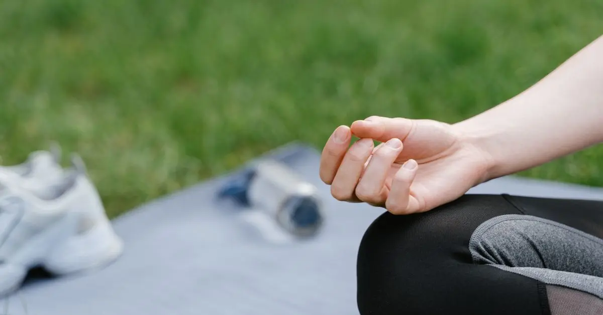 Techniques de Yoga pour Améliorer la Concentration et l'Attention