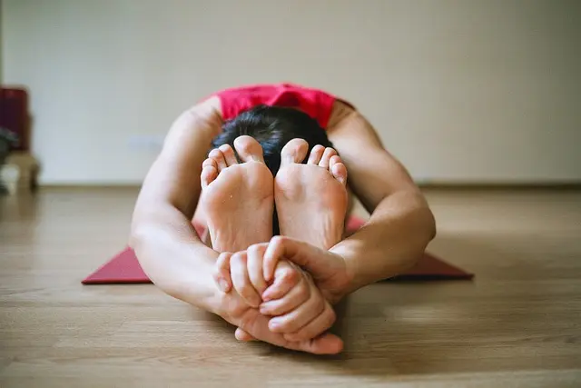 5 Techniques de Yoga pour Améliorer Votre Souplesse