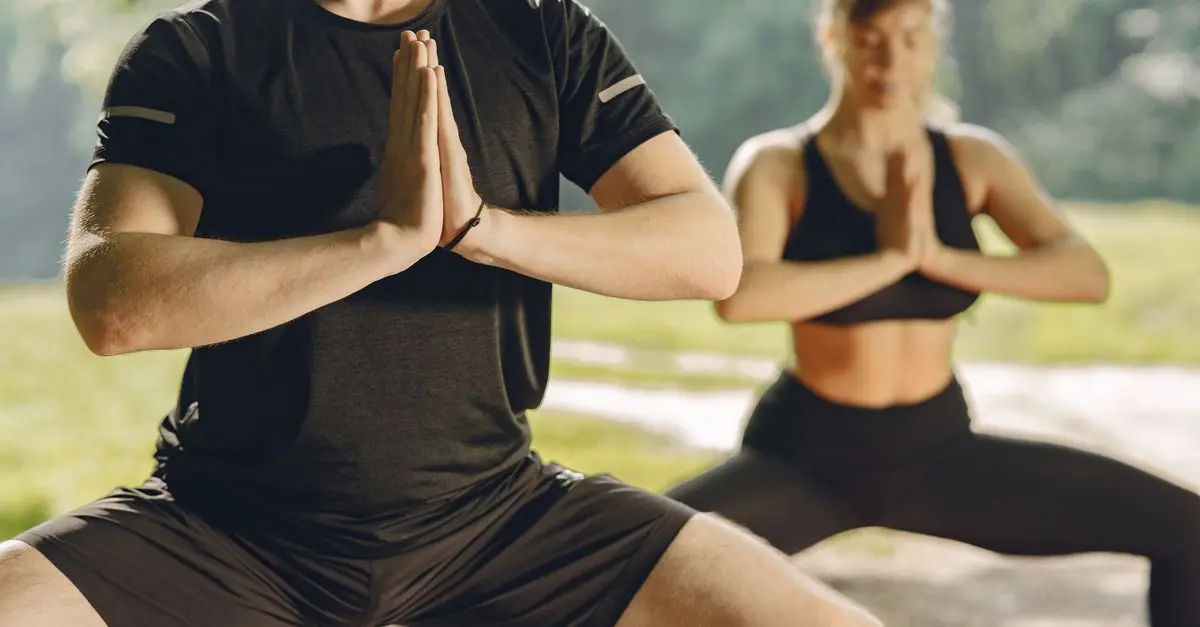 Techniques de Yoga pour Renforcer la Connexion Corps-Esprit