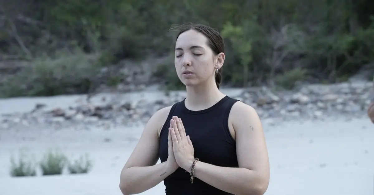 Techniques de Yoga pour Cultiver la Pleine Conscience