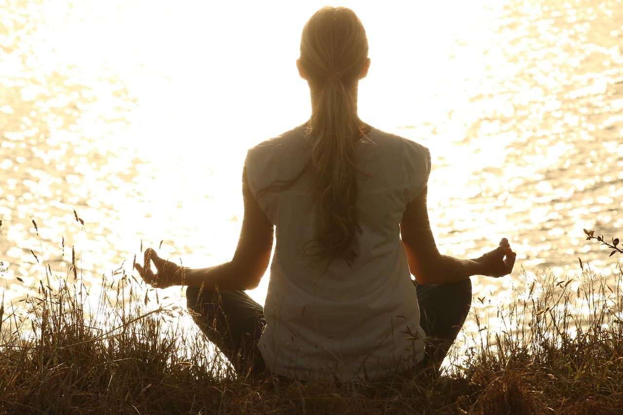 Techniques de Yoga pour Renforcer Votre Ancrage et Stabilité